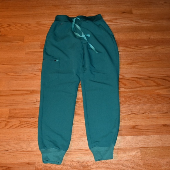 Figs Scrub Set Hunter Green - Picture 4 of 6